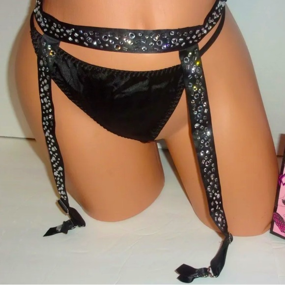 Victoria’s Secret crystal trim Garter belt(ML & String Thong Panty (OS Set - Picture 1 of 5